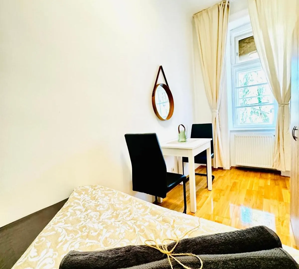 Comfy Rooms In A Shared Apartment, Only 17Min Walk To Schoenbrunn Vienne