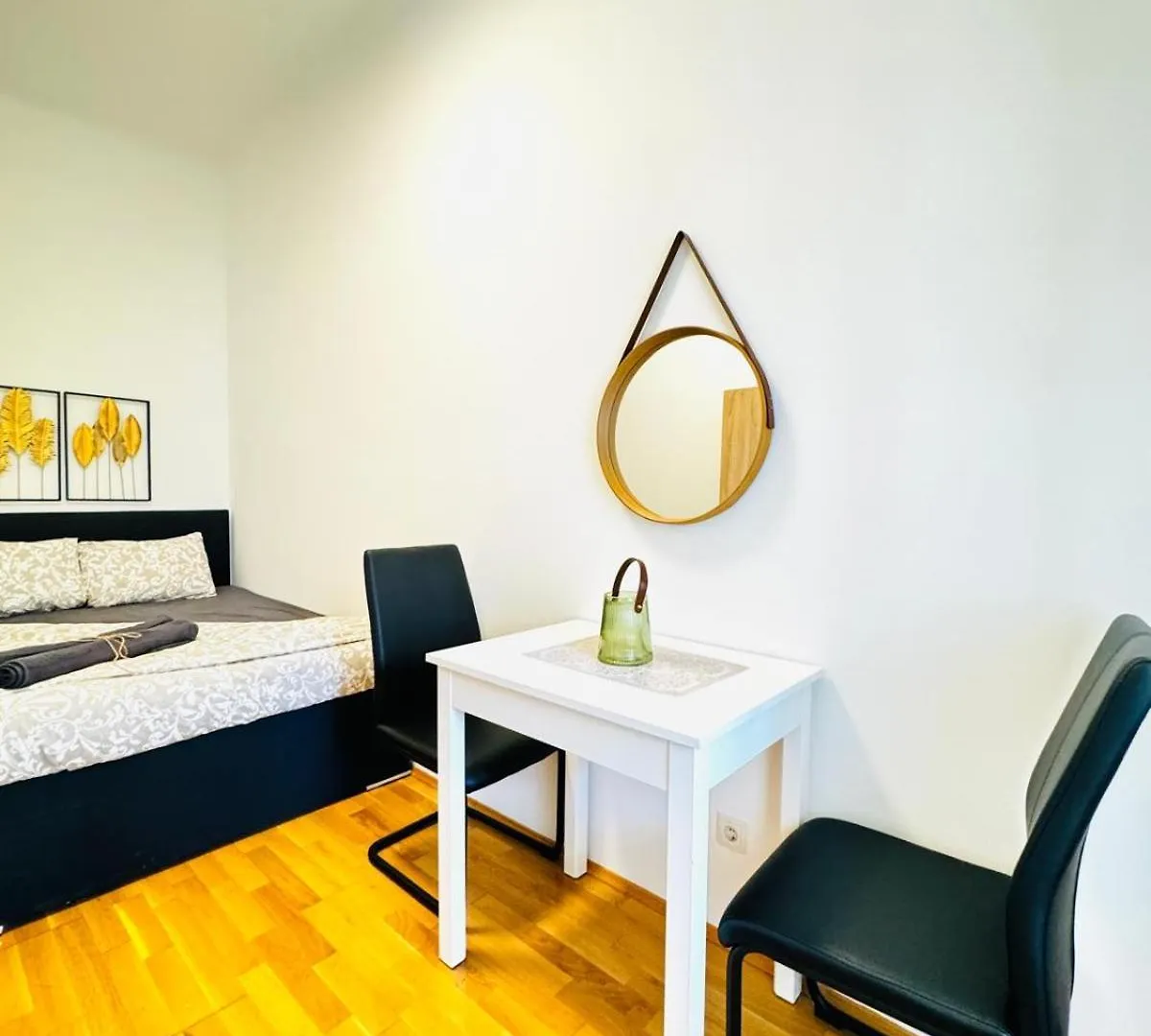 Comfy Rooms In A Shared Apartment, Only 17Min Walk To Schoenbrunn Vienne