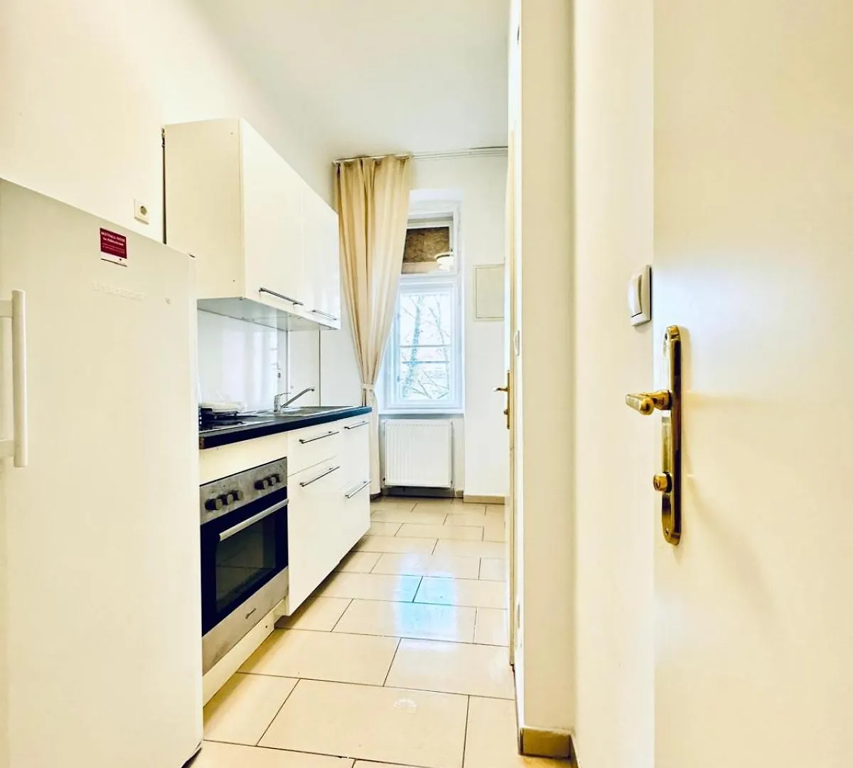 Comfy Rooms In A Shared Apartment, Only 17Min Walk To Schoenbrunn Vienne